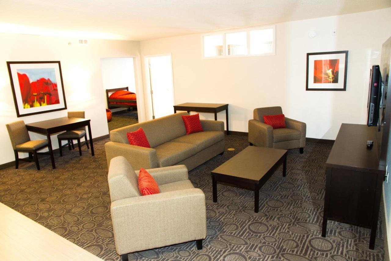 Holiday Inn Hotel & Suites Red Deer, An Ihg Hotel Rum bild
